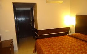 Hotel Janhvi International